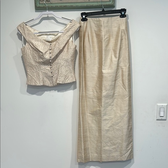 Vintage 95 Watters And Watters faux pearl off shoulder top & maxi skirt silk - Picture 1 of 9